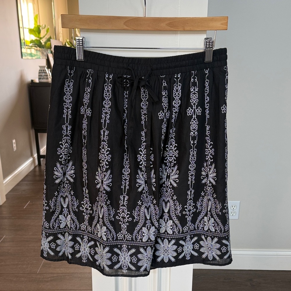 Axcess by Liz Claiborne Black Printed Drawstring Women's Skirt S - Picture 2 of 6